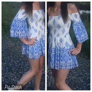 Mimi Chica Size Sm Blue and White Off-Shoulder Romper.